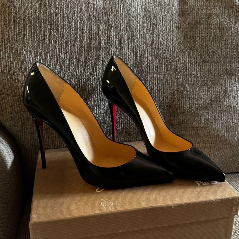Christian louboutin, size 40, Pigalle 100mm, brand new, full set